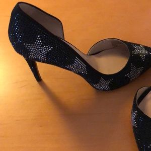 Star ⭐️ shimmering rhinestone high heels 👠 🖤🤍